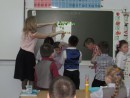 Воспитатели детского сада «Рыбка» посещают уроки в школе у своих бывших воспитанников